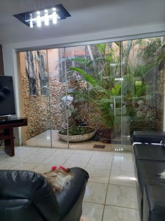 Imagem Casa com 4 Quartos à Venda, 554 m² em Setor Bueno - Goiânia