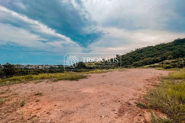 Terreno à Venda, 2.280 m² em Condomínio Itaporã - Atibaia