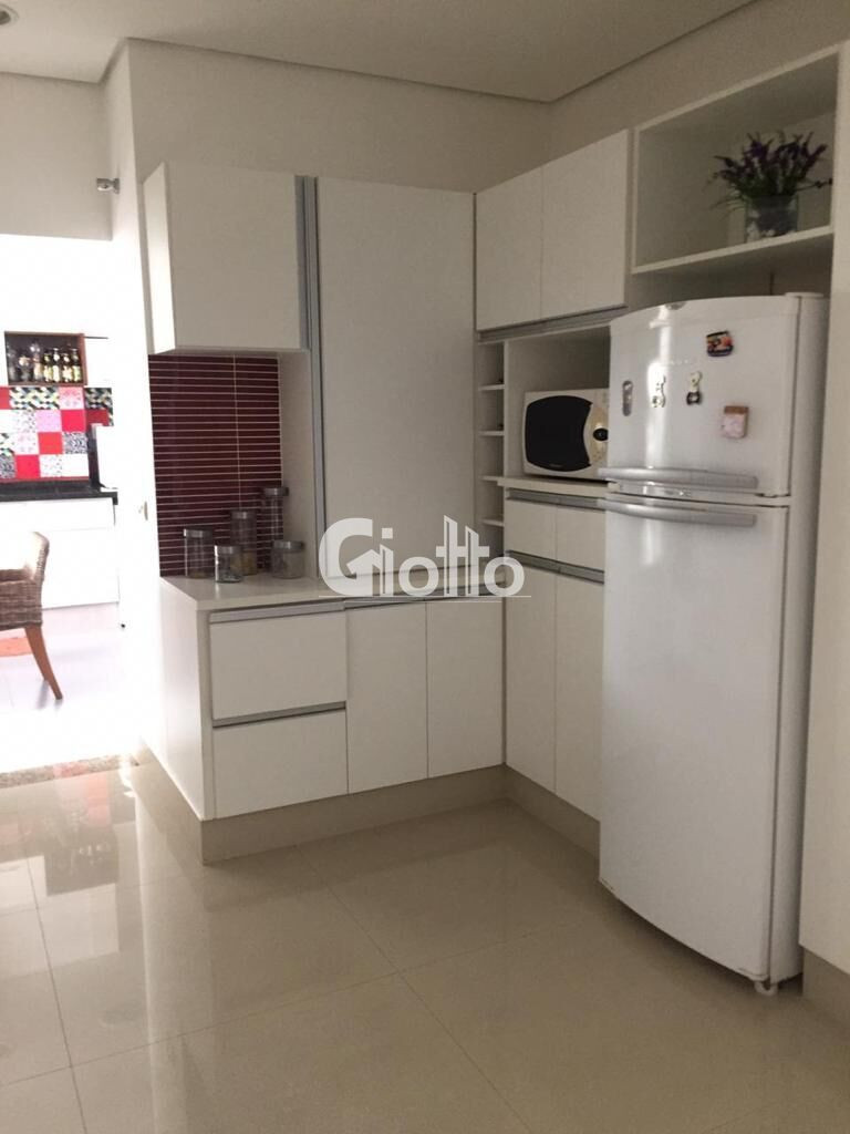 Imagem Casa com 3 Quartos à Venda, 270 m² em Vila Oliveira - Mogi Das Cruzes