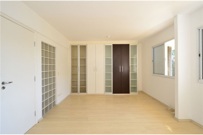 Imagem Casa com 3 Quartos à Venda, em Morumbi - São Paulo Imagem Casa com 3 Quartos à Venda, em Morumbi - São Paulo