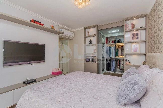 Imagem Apartamento com 3 Quartos à Venda, 158 m² em Menino Deus - Porto Alegre Imagem Apartamento com 3 Quartos à Venda, 158 m² em Menino Deus - Porto Alegre