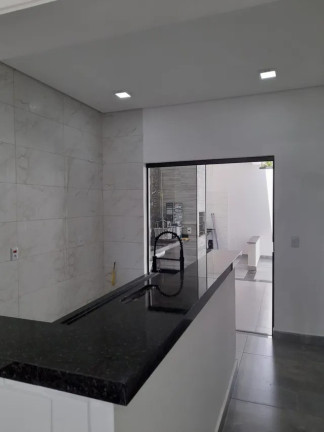Imagem Casa com 3 Quartos à Venda, 110 m² em Horto Florestal - Sorocaba