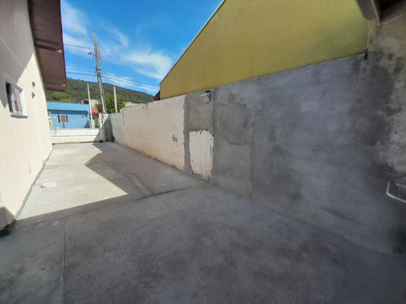 Imagem Casa com 4 Quartos à Venda, 148 m² em José Amandio - Bombinhas Imagem Casa com 4 Quartos à Venda, 148 m² em José Amandio - Bombinhas