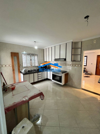 Sobrado com 3 Quartos à Venda, 181 m² em Vila Yolanda - Osasco