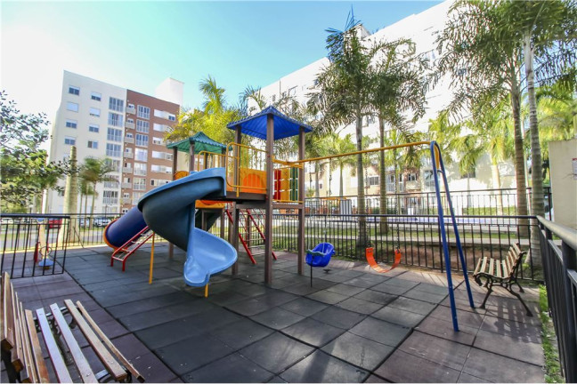 Imagem Imóvel com 2 Quartos à Venda, em Vila Nova - Porto Alegre Imagem Imóvel com 2 Quartos à Venda, em Vila Nova - Porto Alegre