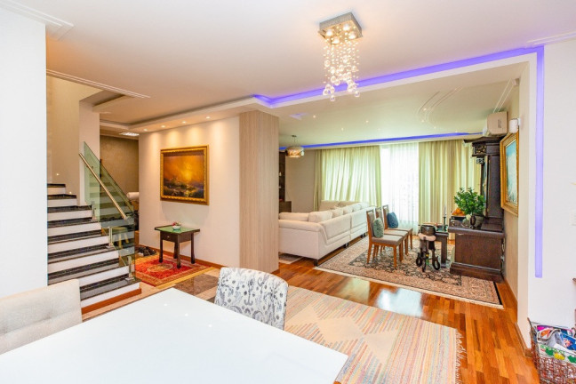 Imagem Casa com 3 Quartos à Venda, 320 m² em Planalto Paulista - São Paulo
