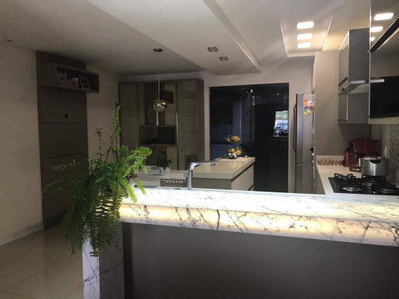 Imagem Casa com 3 Quartos à Venda, 300 m² em Balneário Perequê - Porto Belo Imagem Casa com 3 Quartos à Venda, 300 m² em Balneário Perequê - Porto Belo