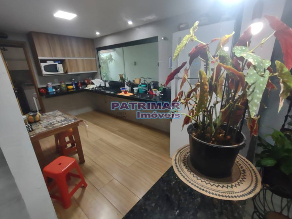 Imagem Casa com 2 Quartos à Venda, 317 m² em Jardim Atlântico Central (itaipuaçu) - Maricá