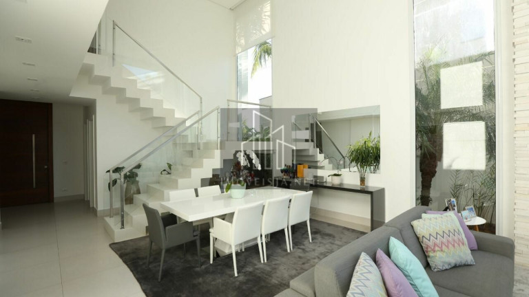 Imagem Casa com 4 Quartos à Venda, 356 m² em Alphaville - Santana De Parnaíba