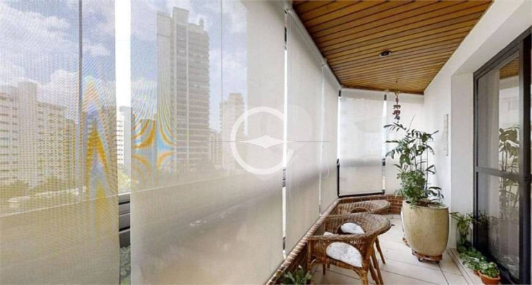 Apartamento com 4 Quartos à Venda, 212 m² em Vila Suzana - São Paulo