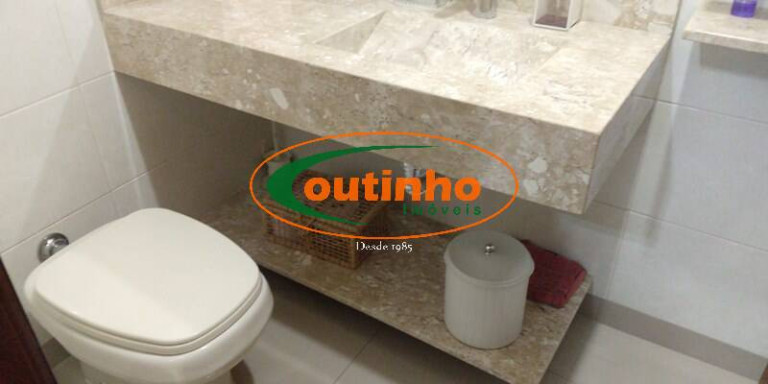 Imagem Apartamento com 4 Quartos à Venda, 151 m² em Grajaú - Rio De Janeiro Imagem Apartamento com 4 Quartos à Venda, 151 m² em Grajaú - Rio De Janeiro