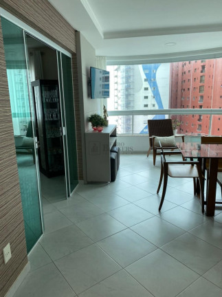 Imagem Apartamento com 3 Quartos à Venda, 189 m² em Centro - Balneário Camboriú Imagem Apartamento com 3 Quartos à Venda, 189 m² em Centro - Balneário Camboriú