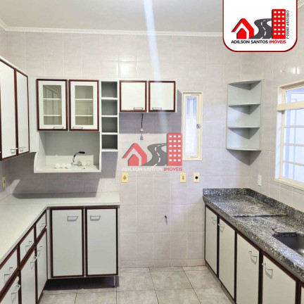 Imagem Casa com 3 Quartos à Venda, 300 m² em Cidade Jardim - Pirassununga Imagem Casa com 3 Quartos à Venda, 300 m² em Cidade Jardim - Pirassununga