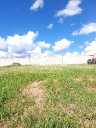 Terreno à Venda, 250 m² em Granjas Rurais Reunidas São Judas Tadeu - Taubaté