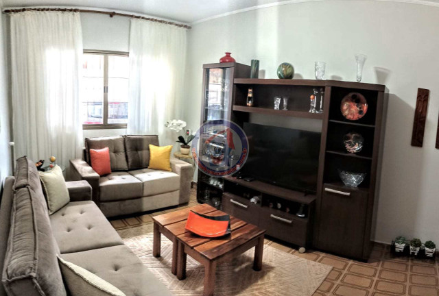 Imagem Casa com 5 Quartos à Venda, 183 m² em Vila Anhanguera - Mongaguá Imagem Casa com 5 Quartos à Venda, 183 m² em Vila Anhanguera - Mongaguá