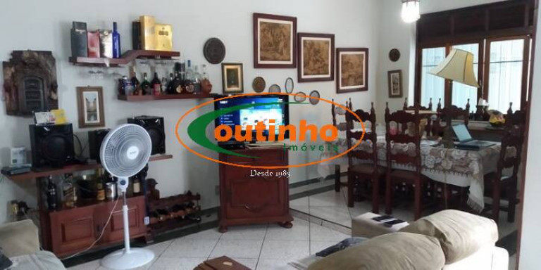 Imagem Casa com 3 Quartos à Venda, 226 m² em Vila Isabel - Rio De Janeiro Imagem Casa com 3 Quartos à Venda, 226 m² em Vila Isabel - Rio De Janeiro
