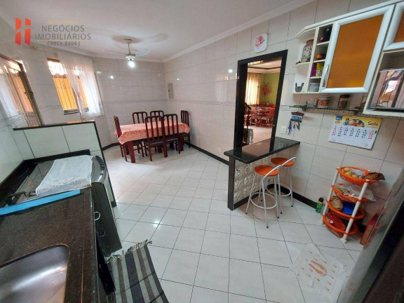 Imagem Casa com 3 Quartos à Venda, 224 m² em Vila Itamarati - Duque De Caxias