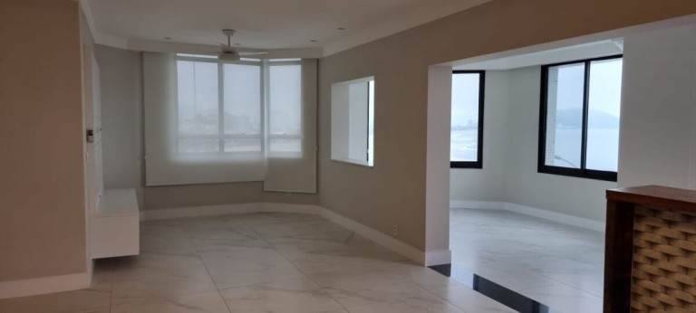 Imagem Apartamento com 4 Quartos à Venda, 230 m² em Pitangueiras - Guarujá Imagem Apartamento com 4 Quartos à Venda, 230 m² em Pitangueiras - Guarujá