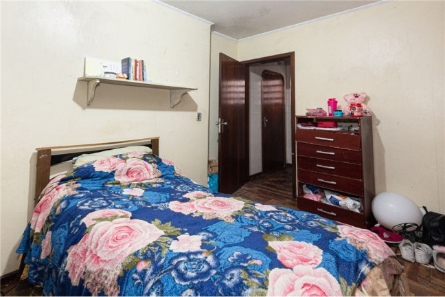 Imagem Casa com 3 Quartos à Venda, em Jardim Itu - Porto Alegre Imagem Casa com 3 Quartos à Venda, em Jardim Itu - Porto Alegre