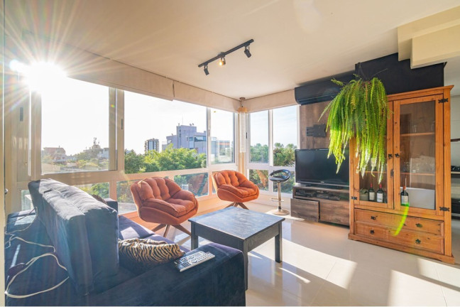 Apartamento com 3 Quartos à Venda, 80 m² em Menino Deus - Porto Alegre