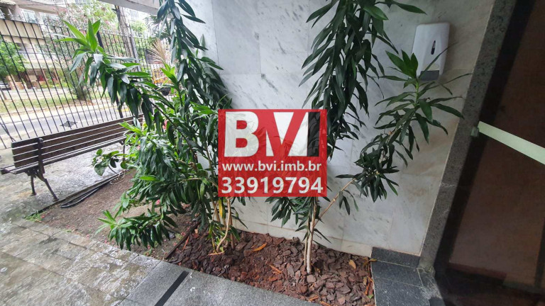 Imagem Apartamento com 2 Quartos à Venda, 74 m² em Vila Kosmos - Rio De Janeiro Imagem Apartamento com 2 Quartos à Venda, 74 m² em Vila Kosmos - Rio De Janeiro