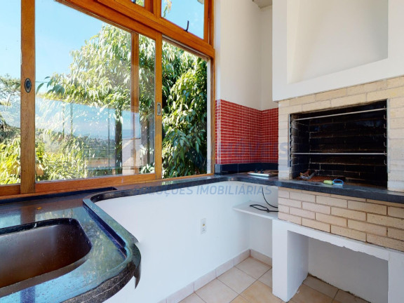 Imagem Casa com 3 Quartos à Venda, 230 m² em Cristal - Porto Alegre