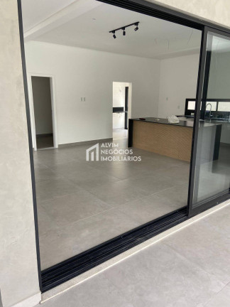 Imagem Sobrado com 3 Quartos à Venda, 500 m² em Urbanova - São José Dos Campos