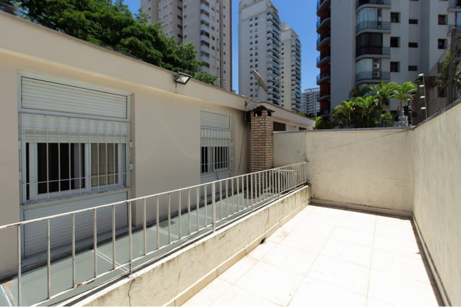 Imagem Casa com 3 Quartos à Venda,  em Moema - São Paulo