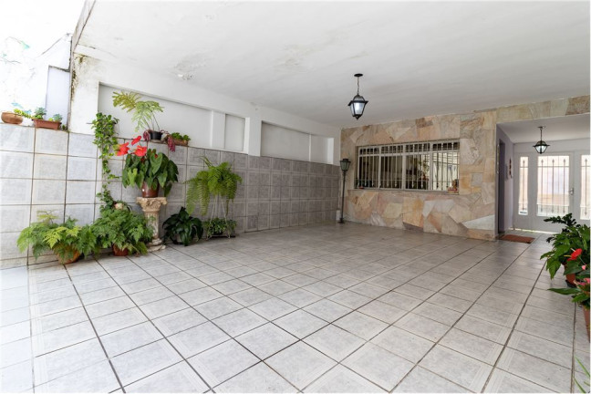 Casa com 4 Quartos à Venda,  em Jardim Guanca - São Paulo