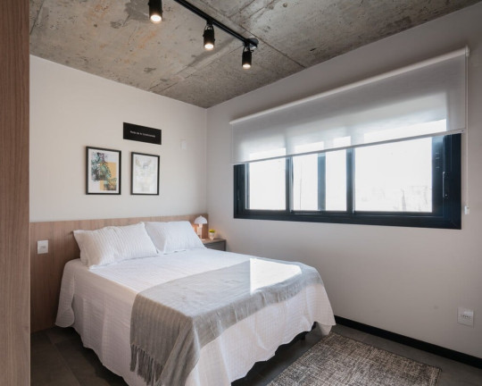 Imagem Apartamento com 1 Quarto à Venda, 43 m² em Menino Deus - Porto Alegre