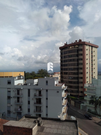 Imagem Cobertura com 4 Quartos à Venda, 210 m² em Nossa Senhora Medianeira - Santa Maria