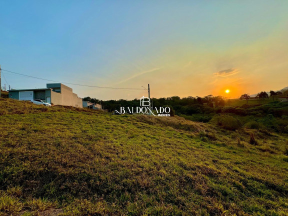 Imagem Terreno à Venda, 253 m² em Centro - Extrema Imagem Terreno à Venda, 253 m² em Centro - Extrema