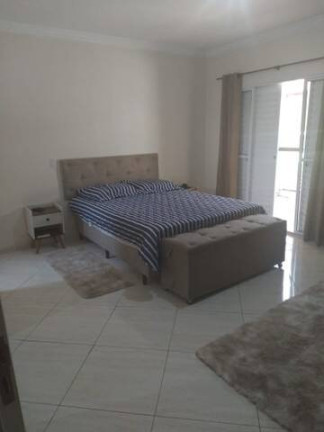 Imagem Casa com 3 Quartos à Venda, 132 m² em Vila Silviania - Carapicuíba