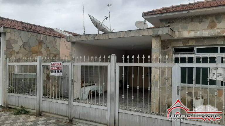Casa com 4 Quartos para Alugar, 320 m² em Jardim Esper - Jacareí