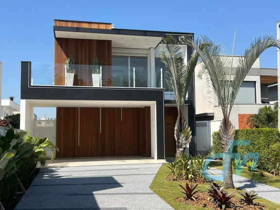 Casa de Condomínio com 3 Quartos à Venda, 280 m² em Fazenda Rodeio - Mogi Das Cruzes