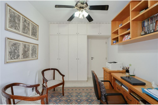 Imagem Apartamento com 4 Quartos à Venda, 241 m² em Vila Suzana - São Paulo