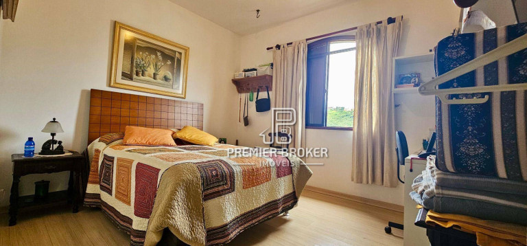 Imagem Casa com 3 Quartos à Venda, 160 m² em Parque São Luiz - Teresópolis Imagem Casa com 3 Quartos à Venda, 160 m² em Parque São Luiz - Teresópolis