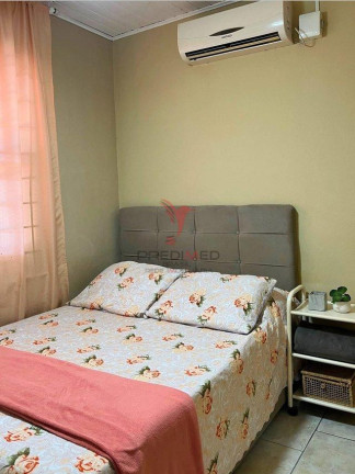 Imagem Casa com 3 Quartos à Venda, 140 m² em Centro - Penha
