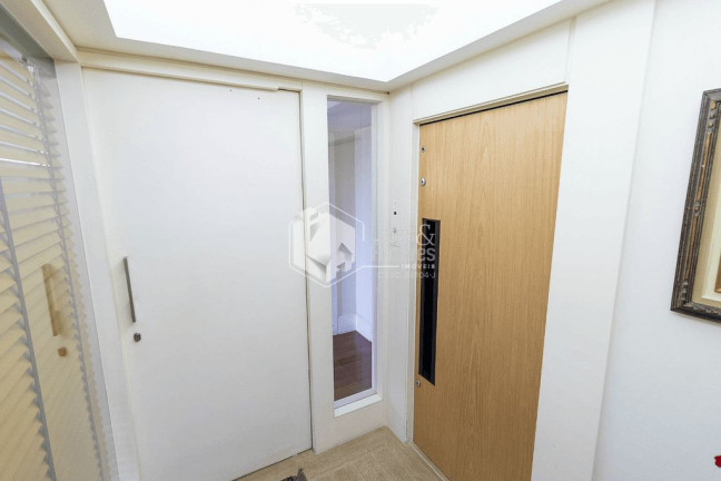 Imagem Apartamento com 3 Quartos à Venda, 195 m² em Moema - São Paulo Imagem Apartamento com 3 Quartos à Venda, 195 m² em Moema - São Paulo
