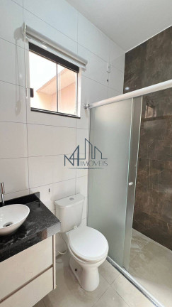 Imagem Casa com 3 Quartos à Venda, 180 m² em Setor Três Marias - Goiânia Imagem Casa com 3 Quartos à Venda, 180 m² em Setor Três Marias - Goiânia