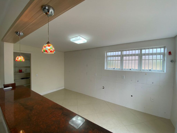 Imagem Casa com 4 Quartos à Venda, 265 m² em Chácara Das Pedras - Porto Alegre