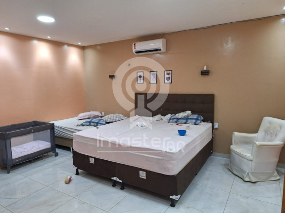 Imagem Casa com 5 Quartos à Venda,  em Acaracuzinho - Maracanaú