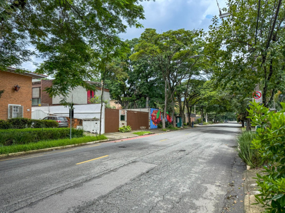 Imagem Terreno à Venda, em Alto De Pinheiros - São Paulo Imagem Terreno à Venda, em Alto De Pinheiros - São Paulo