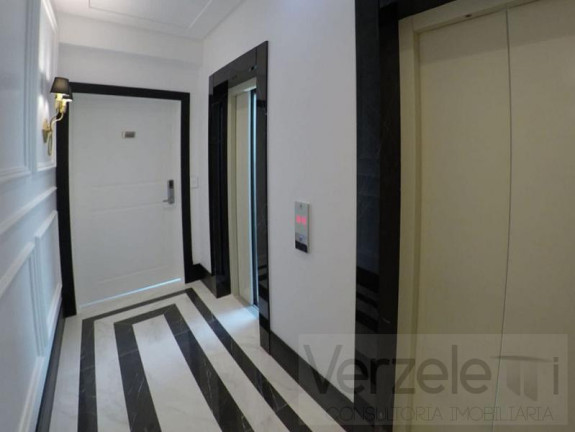 Imagem Apartamento com 3 Quartos à Venda, 151 m² em Centro - Balneário Camboriú Imagem Apartamento com 3 Quartos à Venda, 151 m² em Centro - Balneário Camboriú