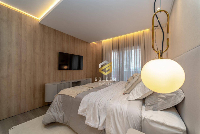 Imagem Apartamento com 4 Quartos à Venda, 237 m² em Centro - Balneário Camboriú Imagem Apartamento com 4 Quartos à Venda, 237 m² em Centro - Balneário Camboriú