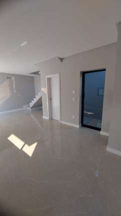 Imagem Sobrado com 3 Quartos à Venda, 187 m² em Rio Pequeno - Camboriú