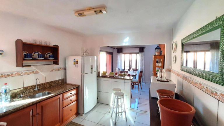 Imagem Casa com 3 Quartos à Venda, 120 m² em Floresta - Joinville