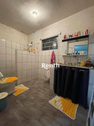 Imagem Casa com 3 Quartos à Venda, 242 m² em Vila Industrial - Rio Claro Imagem Casa com 3 Quartos à Venda, 242 m² em Vila Industrial - Rio Claro