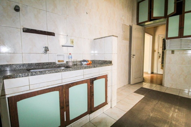 Imagem Imóvel com 3 Quartos à Venda, 120 m² em Laranjeiras - Rio De Janeiro Imagem Imóvel com 3 Quartos à Venda, 120 m² em Laranjeiras - Rio De Janeiro