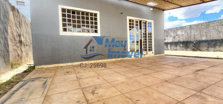 Imagem Casa com 3 Quartos à Venda, 300 m² em Setor Habitacional Arniqueira (águas Claras) - Brasília Imagem Casa com 3 Quartos à Venda, 300 m² em Setor Habitacional Arniqueira (águas Claras) - Brasília